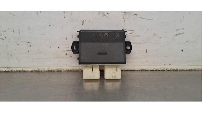 Begagnade Sensor (övriga) Peugeot 3008 II (M4/MC/MJ/MR) 1.2 12V e-THP PureTech 130 Pris € 24,20 Inklusive moms erbjuds av Autohandel Didier