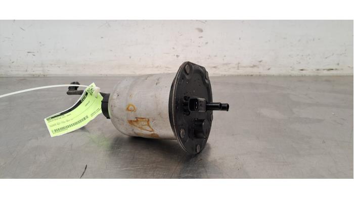 Gebrauchte Kraftstofffilter Dacia Duster (SR) 1.3 TCE 150 16V 4x4 Preis € 36,30 Mit Mehrwertsteuer angeboten von Autohandel Didier