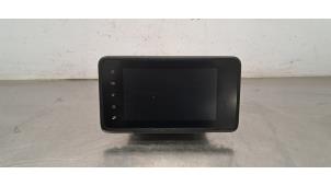 Usagé Affichage navigation Dacia Duster (SR) 1.3 TCE 150 16V 4x4 Prix € 381,15 Prix TTC proposé par Autohandel Didier
