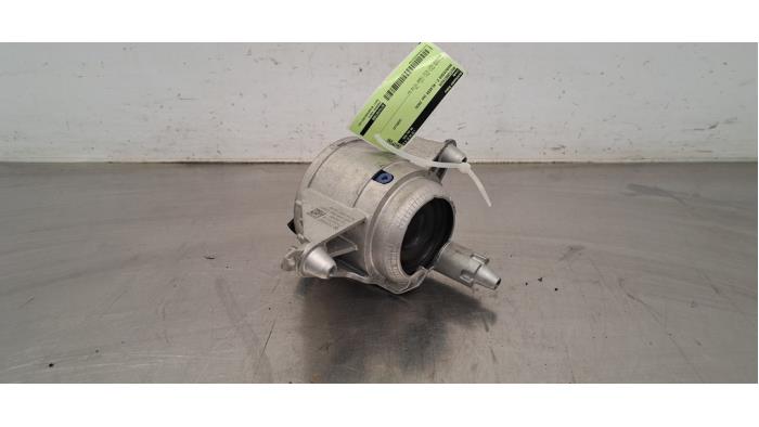 Used Engine mount Mercedes C (W206) C-220d 2.0 Turbo 16V Price € 96,80 Inclusive VAT offered by Autohandel Didier