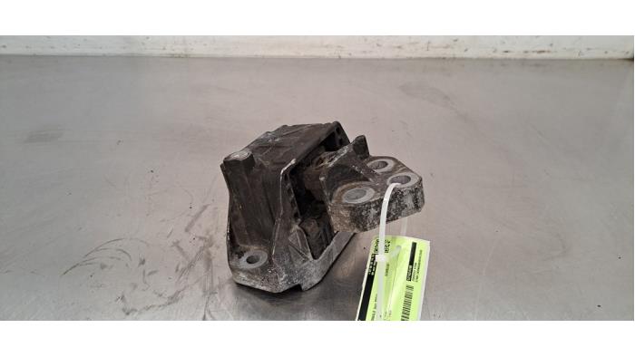 Used Engine mount Alfa Romeo Tonale 1.5 VGT Hybrid Price € 60,50 Inclusive VAT offered by Autohandel Didier