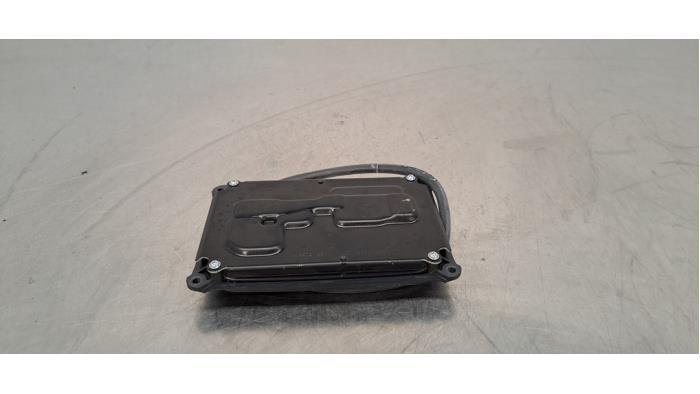 Używane Modułowy reflektor LED Mercedes C (W206) C-220d 2.0 Turbo 16V Cena € 133,10 Z VAT oferowane przez Autohandel Didier