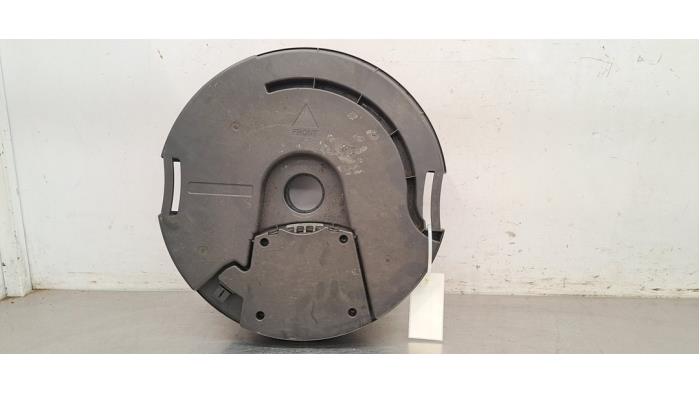 Używane Subwoofer Audi Q2 (GAB/GAG) 1.0 30 TFSI 12V Cena € 60,50 Z VAT oferowane przez Autohandel Didier