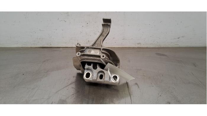 Used Engine mount Volkswagen Passat Variant (3G5) 1.6 TDI 16V Price € 30,25 Inclusive VAT offered by Autohandel Didier