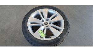 Begagnade Hjul + däck Skoda Superb Combi (3V5) 1.4 TSI iV 16V Pris € 223,85 Inklusive moms erbjuds av Autohandel Didier