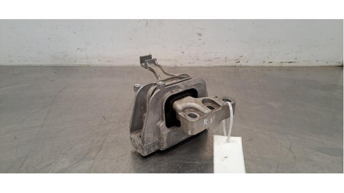 Used Engine mount Seat Ibiza V (KJB) 1.6 TDI 95 Price € 60,50 Inclusive VAT offered by Autohandel Didier
