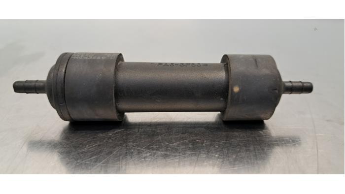 Vacuum air tank