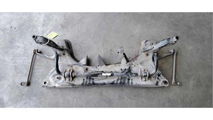 Used Subframe Ford Fiesta 7 1.5 TDCi 85 Price € 133,10 Inclusive VAT offered by Autohandel Didier
