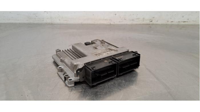 Used Engine management computer Ford Fiesta 7 1.5 TDCi 85 Price € 199,65 Inclusive VAT offered by Autohandel Didier