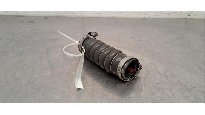 Gebrauchte Intercooler Schlauch Ford Fiesta 7 1.5 TDCi 85 Preis € 30,25 Mit Mehrwertsteuer angeboten von Autohandel Didier