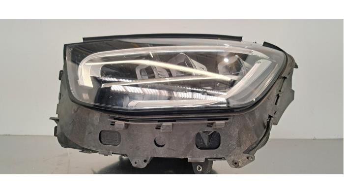 Używane Reflektor lewy Mercedes GLC (X253) 2.0 C-220d 16V 4-Matic Cena € 1.058,75 Z VAT oferowane przez Autohandel Didier