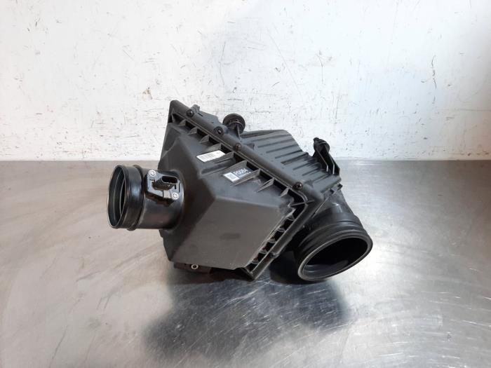 Begagnade Luftfilterhus Landrover Range Rover Evoque II (LZC/LZS/LZH) 1.5 P300e 12V AWD Pris € 199,65 Inklusive moms erbjuds av Autohandel Didier