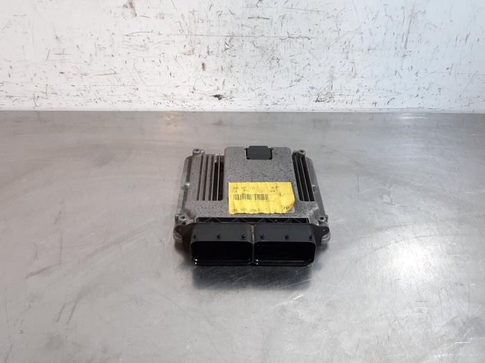 Used Engine management computer Audi A4 Avant (B9) 2.0 35 TFSI Mild Hybrid 16V Price € 266,20 Inclusive VAT offered by Autohandel Didier