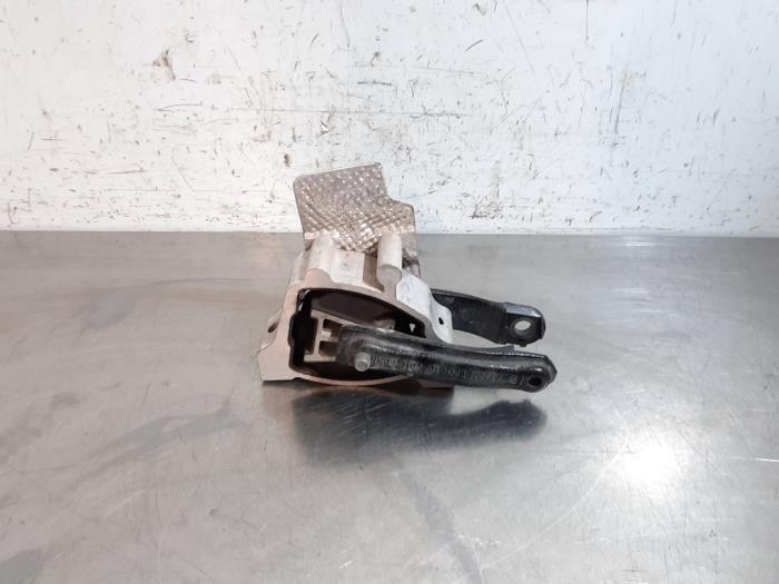 Used Engine mount Landrover Range Rover Evoque II (LZC/LZS/LZH) 1.5 P300e 12V AWD Price € 60,50 Inclusive VAT offered by Autohandel Didier