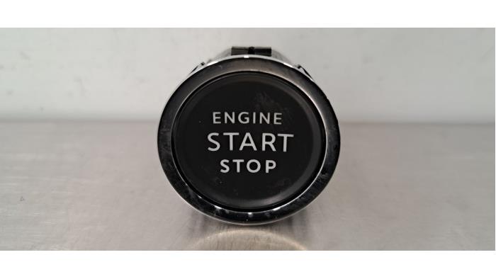 Używane Przelacznik Start/Stop Citroen C5-X Cena € 18,15 Z VAT oferowane przez Autohandel Didier