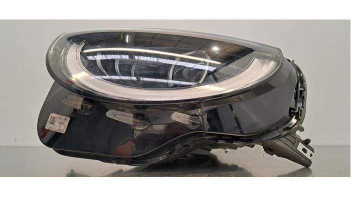 Używane Reflektor lewy Fiat 500e Cena € 429,55 Z VAT oferowane przez Autohandel Didier