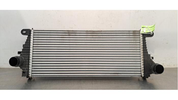 Usados Intercooler Opel Insignia Grand Sport 1.6 CDTI 16V 136 Precio € 133,10 IVA incluido ofrecido por Autohandel Didier