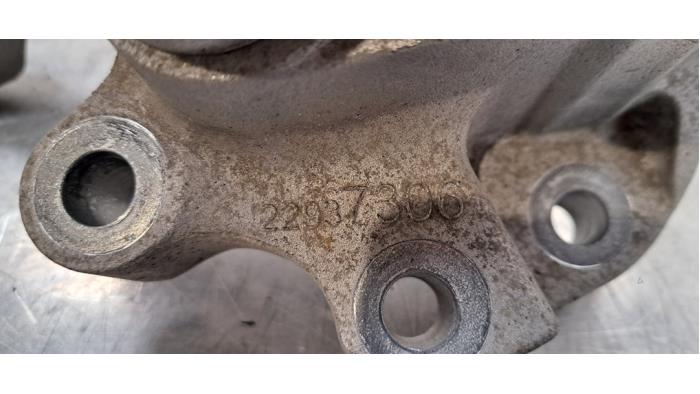 Engine mount from a Opel Insignia Grand Sport 1.6 CDTI 16V 136 2020