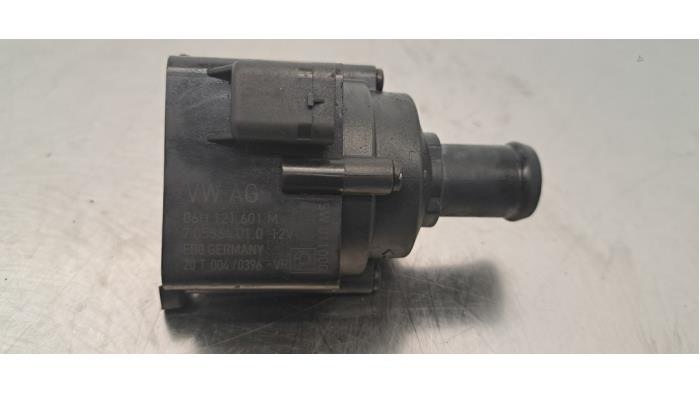 Begagnade Extra vattenpump Audi A8 (D5) 3.0 V6 24V 50 TDI Mild Hybrid Quattro Pris € 36,30 Inklusive moms erbjuds av Autohandel Didier