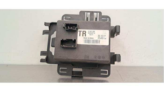 Begagnade Dragkroksmodul Opel Astra K Sports Tourer 1.2 Turbo 12V Pris € 96,80 Inklusive moms erbjuds av Autohandel Didier