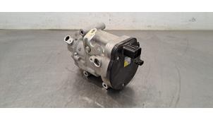 Usagé Compresseur de clim Toyota Corolla Touring Sport (E21/EH1) 1.8 16V Hybrid Prix € 199,65 Prix TTC proposé par Autohandel Didier