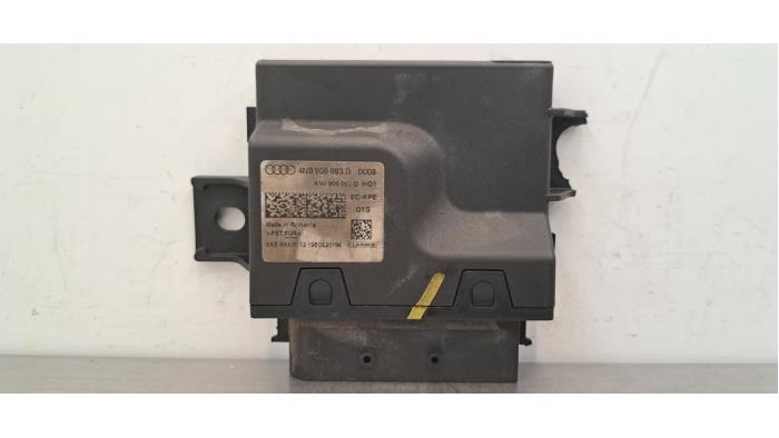 Usagé Module pompe carburant Audi A8 (D5) 3.0 V6 24V 50 TDI Mild Hybrid Quattro Prix € 60,50 Prix TTC proposé par Autohandel Didier