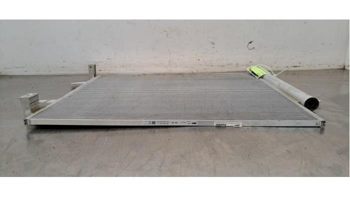 Klima Kondensor van een Audi Q4 Sportback (4FN) 45 e-tron 82 kWh 2024