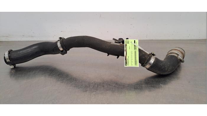 Gebrauchte Intercooler Rohr Kia Sportage (NQ5E) 1.6 T-GDi PHEV 16V AWD Preis € 48,40 Mit Mehrwertsteuer angeboten von Autohandel Didier
