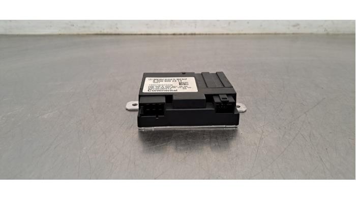 Usagé Module pompe carburant Mercedes S (222.0/222.1) 3.0 S-350d 4-Matic Prix € 24,20 Prix TTC proposé par Autohandel Didier