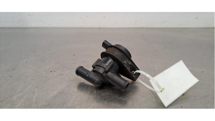 Begagnade Extra vattenpump Audi RS 6 Avant (C6) RS6 5.0 V10 40V TFSI Pris € 48,40 Inklusive moms erbjuds av Autohandel Didier