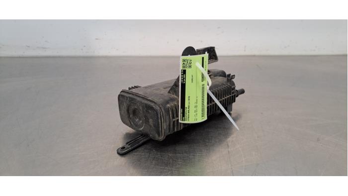 Begagnade Kolfilter Citroen Berlingo Multispace 1.2 12V PureTech 110 Pris € 60,50 Inklusive moms erbjuds av Autohandel Didier