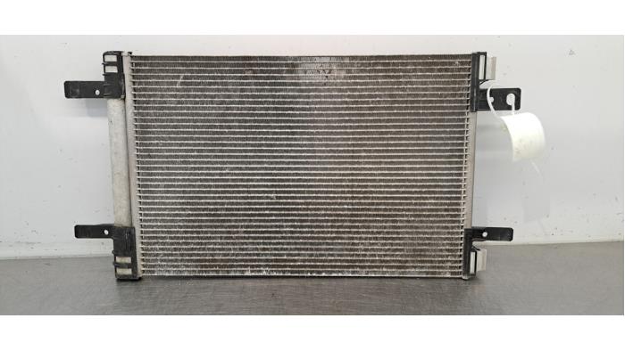 Usagé Condenseur de climatisation Peugeot Expert (V1/VA/VB/VE/VF/VT/VY) 2.0 Blue HDi 145 16V Prix € 48,40 Prix TTC proposé par Autohandel Didier