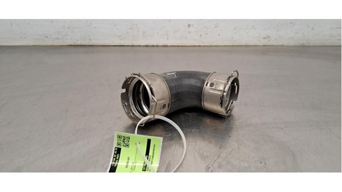Gebrauchte Intercooler Schlauch BMW M3 Touring (G81) 3.0 Competition xDrive Turbo 24V Preis € 96,80 Mit Mehrwertsteuer angeboten von Autohandel Didier