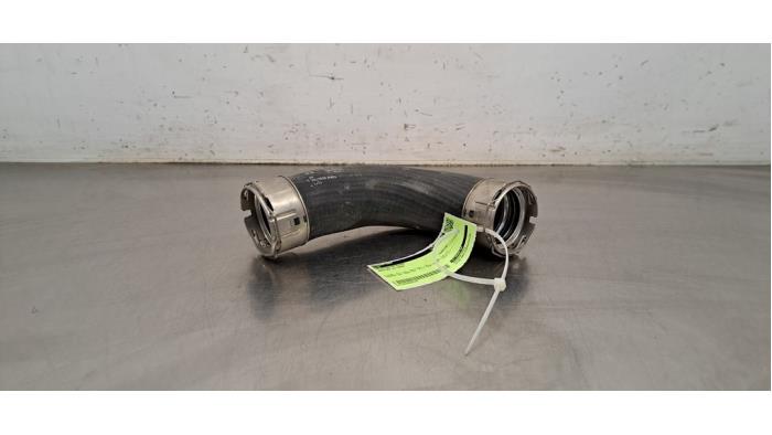 Gebrauchte Intercooler Schlauch BMW M3 Touring (G81) 3.0 Competition xDrive Turbo 24V Preis € 96,80 Mit Mehrwertsteuer angeboten von Autohandel Didier