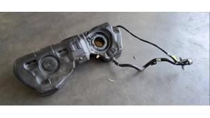 Usagé Réservoir de carburant BMW M3 Touring (G81) 3.0 Competition xDrive Turbo 24V Prix € 381,15 Prix TTC proposé par Autohandel Didier