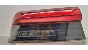 Begagnade Baklykta, vänster BMW 3 serie (G20) 318i 2.0 TwinPower Turbo 16V Pris € 133,10 Inklusive moms erbjuds av Autohandel Didier