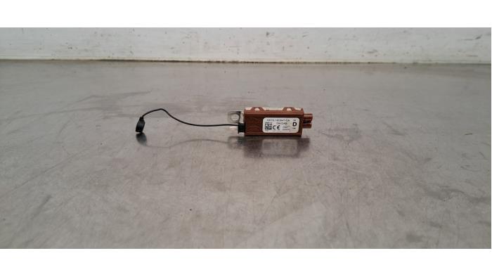 Używane Antena Landrover Defender II 110 2.0 D200 Cena € 18,15 Z VAT oferowane przez Autohandel Didier