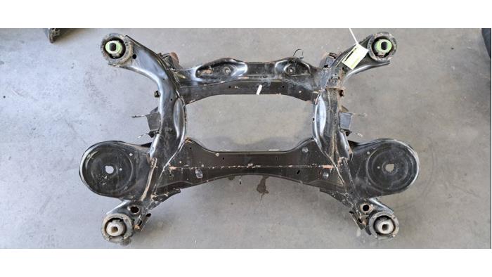 Used Subframe Landrover Defender II 110 2.0 D200 Price € 665,50 Inclusive VAT offered by Autohandel Didier