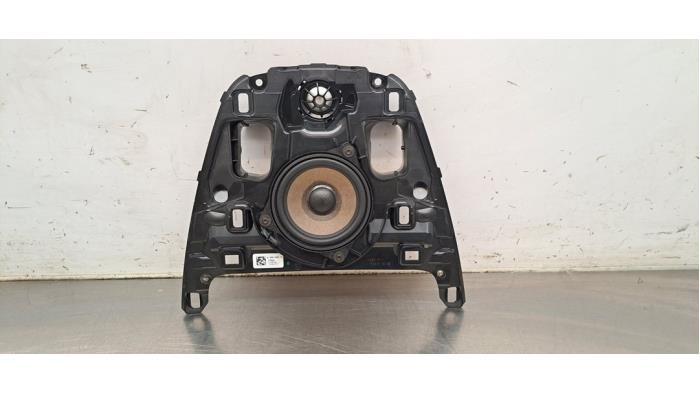 Używane Glosnik BMW 6 serie Gran Turismo (G32) 620d 2.0 TwinPower Turbo 16V Cena € 42,35 Z VAT oferowane przez Autohandel Didier
