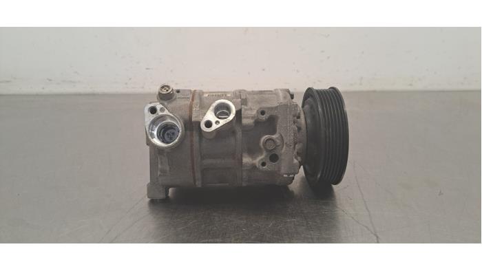 Usagé Compresseur de clim Audi A4 Avant (B9) 2.0 35 TDI 16V Prix € 133,10 Prix TTC proposé par Autohandel Didier