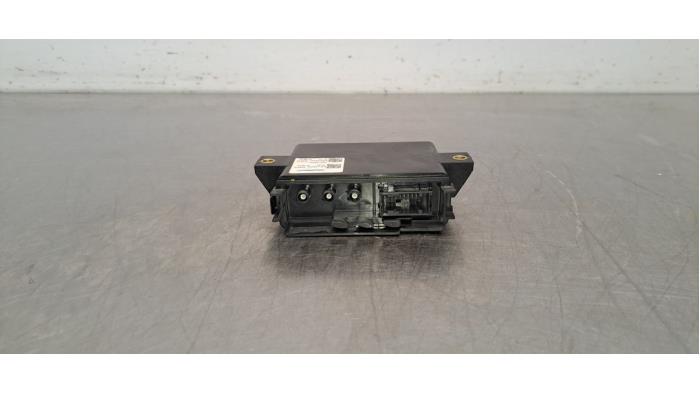 Używane Modul GPS Porsche Macan (95B) 3.0 V6 24V GTS Cena € 163,35 Z VAT oferowane przez Autohandel Didier