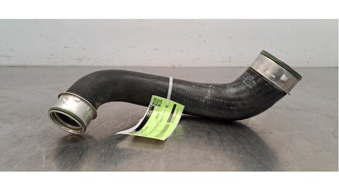 Usados Manguera intercooler Porsche Macan (95B) 3.0 V6 24V GTS Precio € 36,30 IVA incluido ofrecido por Autohandel Didier