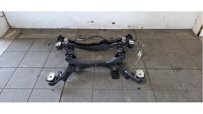 Usados Subchasis Audi A5 Sportback (F5A/F5F) 2.0 40 TDI Mild hybrid 16V Precio € 399,30 IVA incluido ofrecido por Autohandel Didier