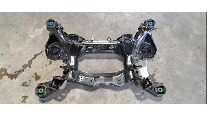 Used Subframe Landrover Defender II 110 3.0 D300 MHEV Price € 665,50 Inclusive VAT offered by Autohandel Didier