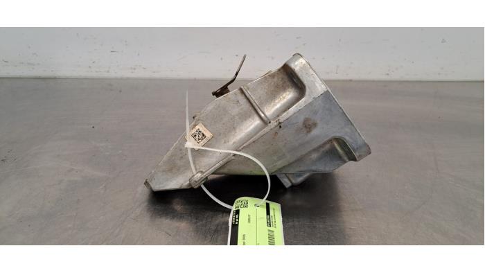Used Engine mount Landrover Defender II 110 3.0 D300 MHEV Price € 36,30 Inclusive VAT offered by Autohandel Didier
