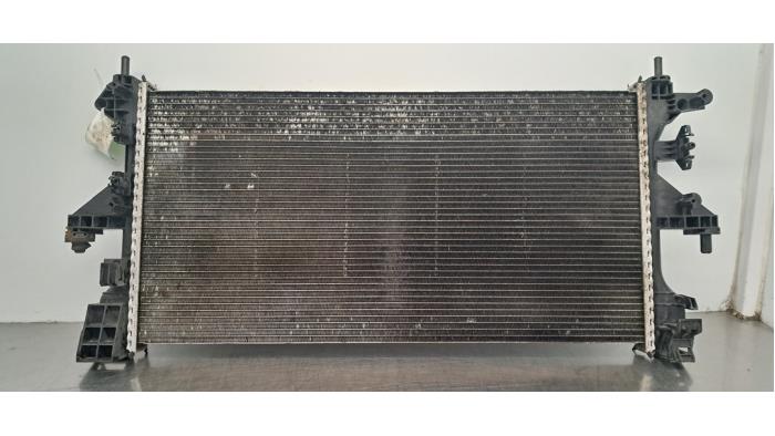 Usagé Radiateur Peugeot Boxer (U9) 2.2 Blue HDi 140 Prix € 102,85 Prix TTC proposé par Autohandel Didier