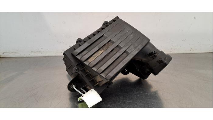 Begagnade Luftfilterhus Seat Tarraco 2.0 TDI 190 4Drive 16V Pris € 60,50 Inklusive moms erbjuds av Autohandel Didier