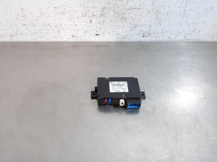 Begagnade Bluetooth-modul Mercedes C (W205) C-160 1.6 16V Pris € 36,30 Inklusive moms erbjuds av Autohandel Didier