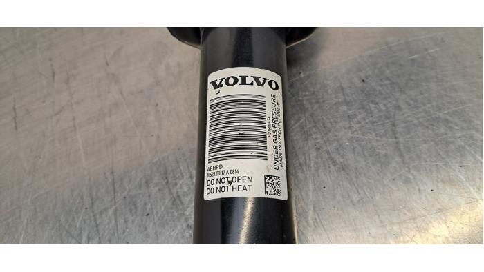 Front shock absorber, right Volvo V60 II 2.0 B3 16V Mild Hybrid ...