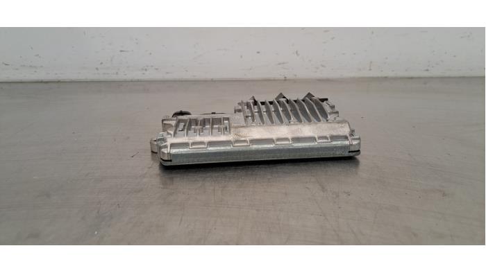 Używane Sterownik Start/Stop Fiat Scudo 2.0 Multijet 145 Cena € 60,50 Z VAT oferowane przez Autohandel Didier